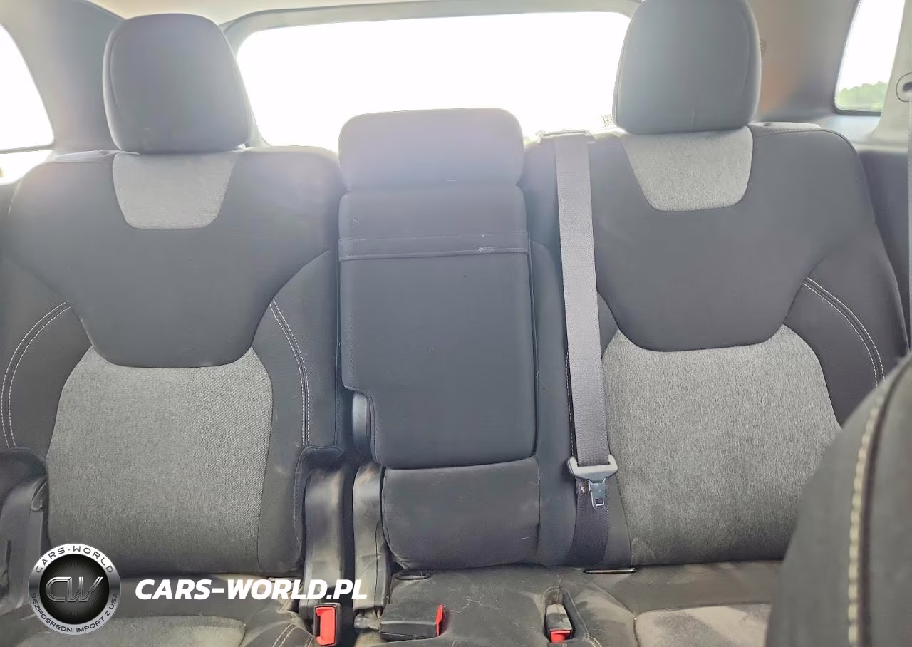2014 Jeep Cherokee Sport VIN:1C4PJMAB4EW141077 - 10