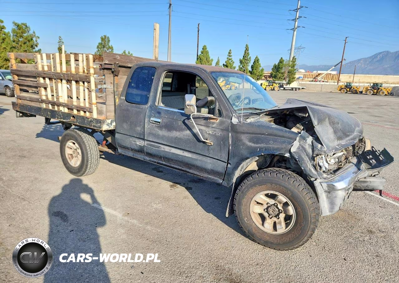 1999 Toyota Tacoma V6 VIN:4TAWN72N5XZ458910 - 4