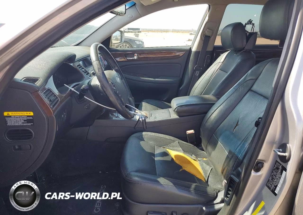 2010 Hyundai Genesis 3.8L VIN:KMHGC4DE3AU106077 - 7