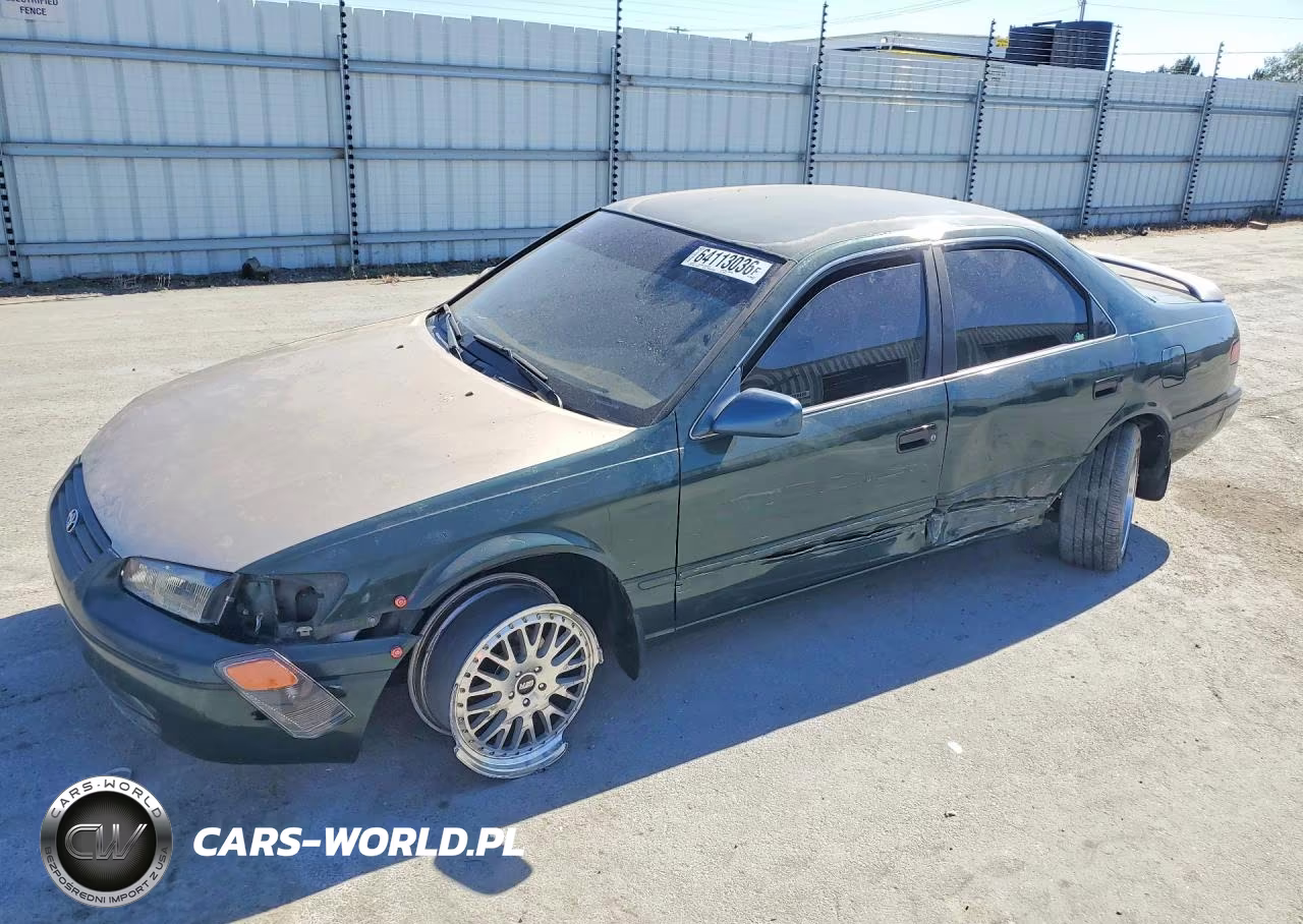 1999 Toyota Camry Le