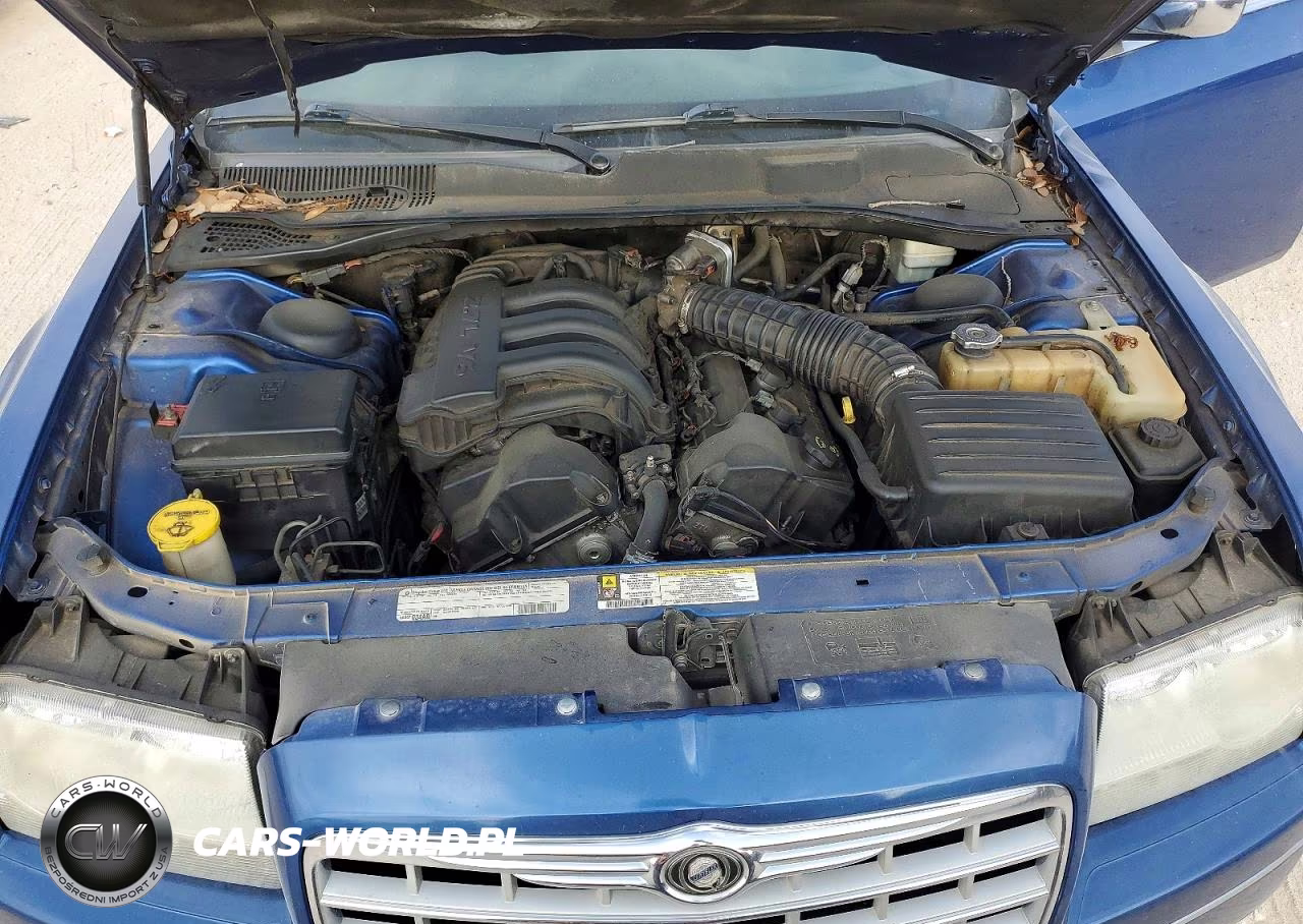 2010 Chrysler 300 Touring VIN:2C3CA4CD6AH328833 - 11