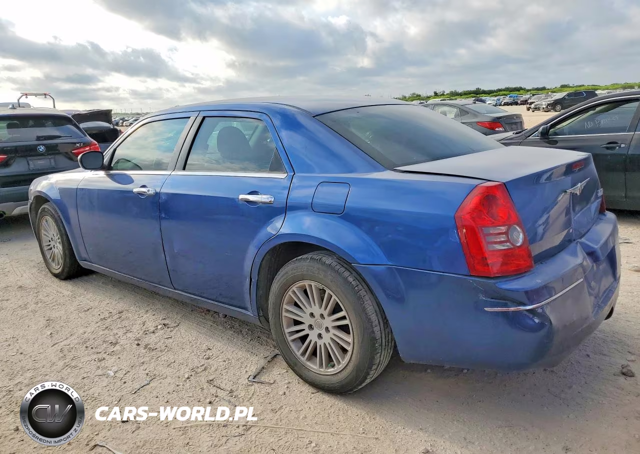 2010 Chrysler 300 Touring VIN:2C3CA4CD6AH328833 - 2