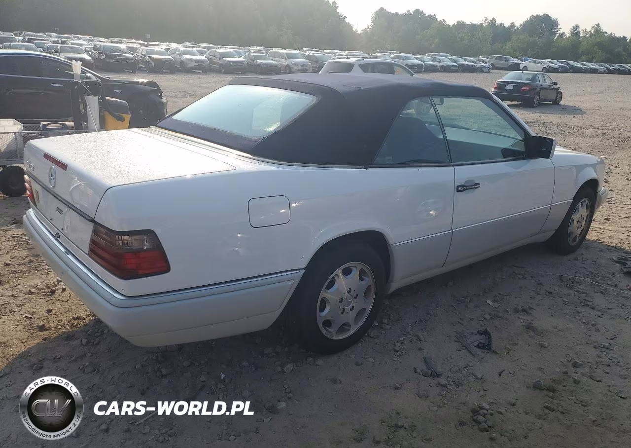 1995 Mercedes-Benz E 320 VIN:WDBEA66E1SC282772 - 3