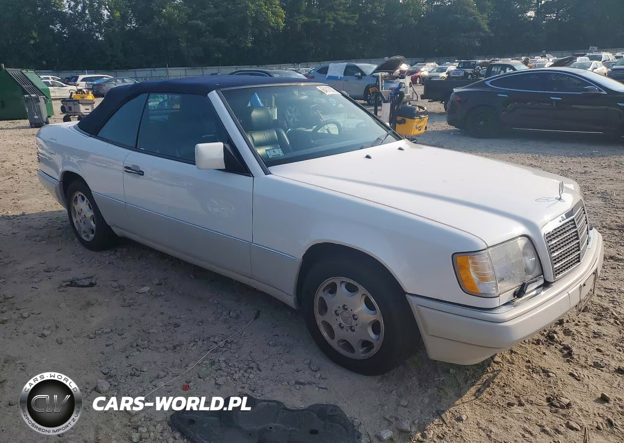 1995 Mercedes-Benz E 320 VIN:WDBEA66E1SC282772 - 4
