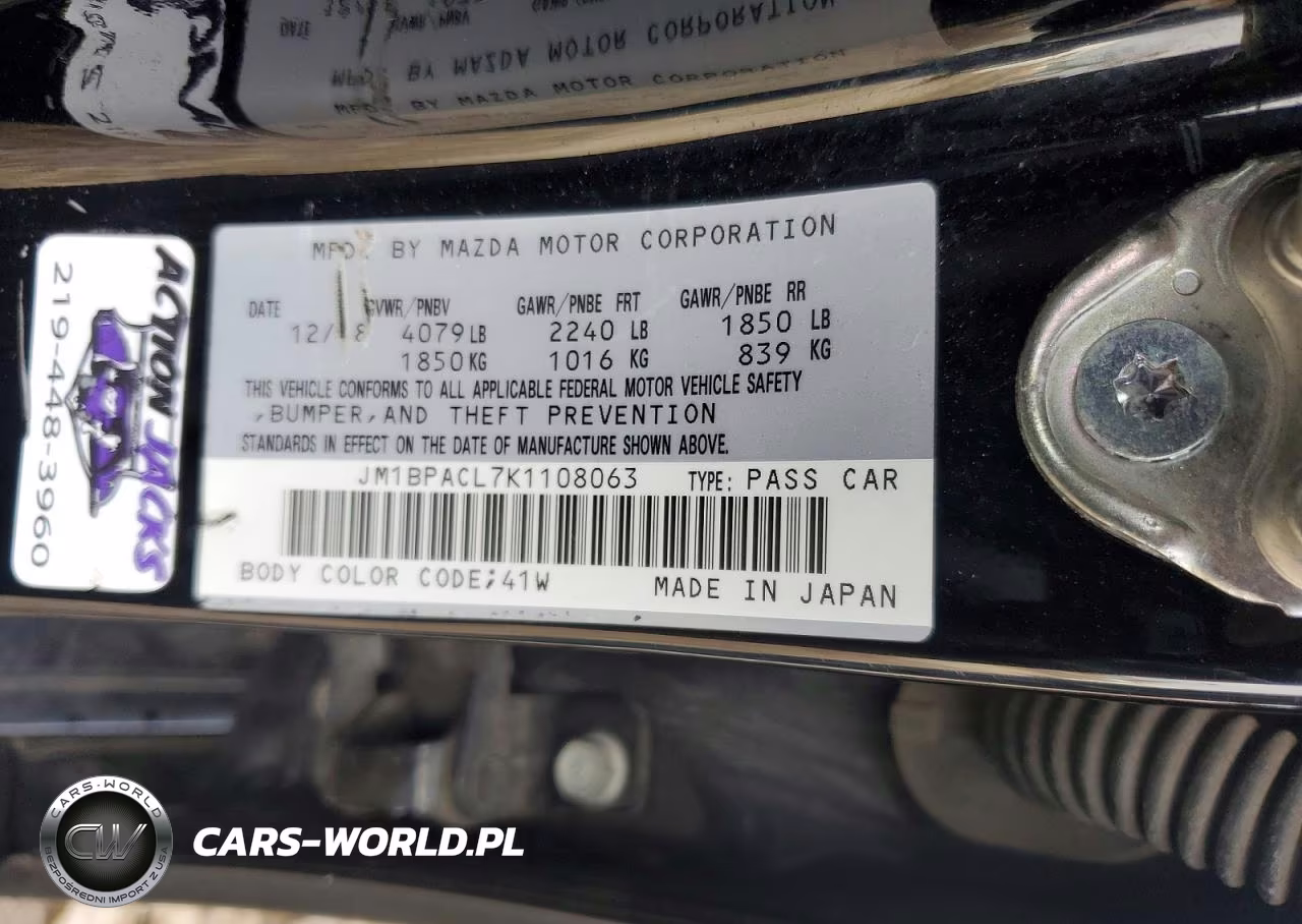 2019 Mazda 3 Preferred Plus VIN:JM1BPACL7K1108063 - 12