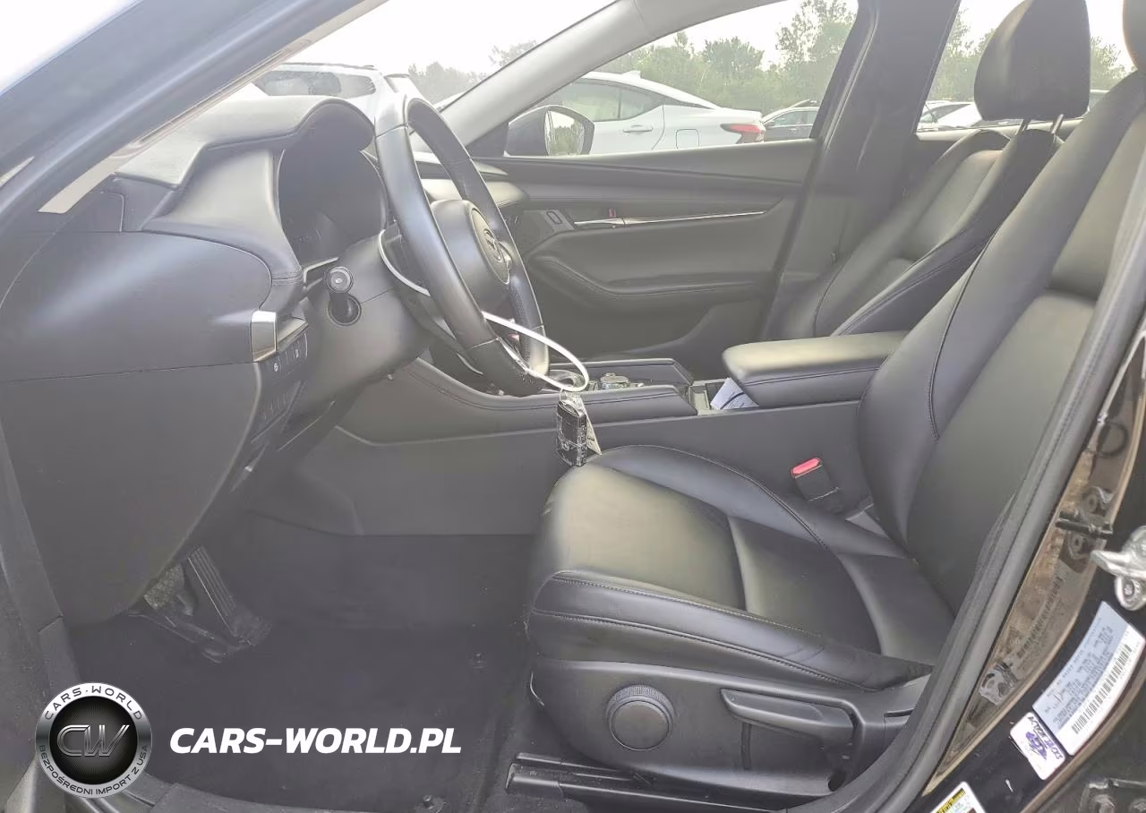 2019 Mazda 3 Preferred Plus VIN:JM1BPACL7K1108063 - 7
