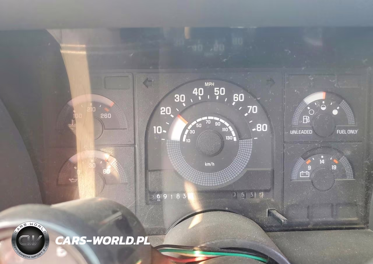 1990 Chevrolet Gmt-400 K1500 VIN:2GBEK19K4L1252566 - 9