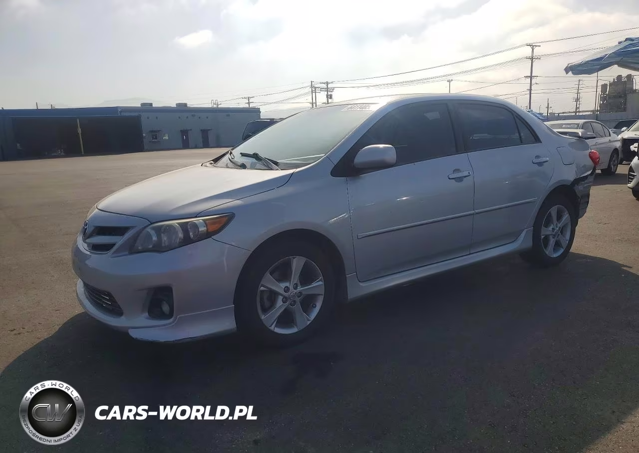 2011 Toyota Corolla S – zdjęcie 1 z 13