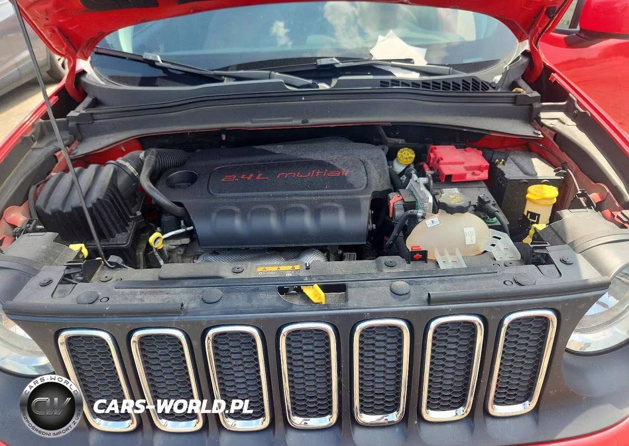2018 Jeep Renegade Latitude VIN:ZACCJBBB5JPH12715 - 12