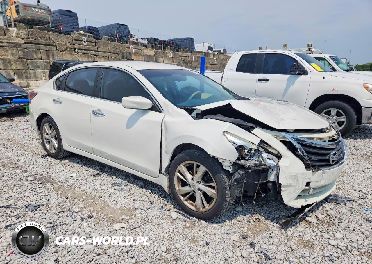 2015 Nissan Altima 2.5 Sv VIN:1N4AL3AP1FC585189 - 4