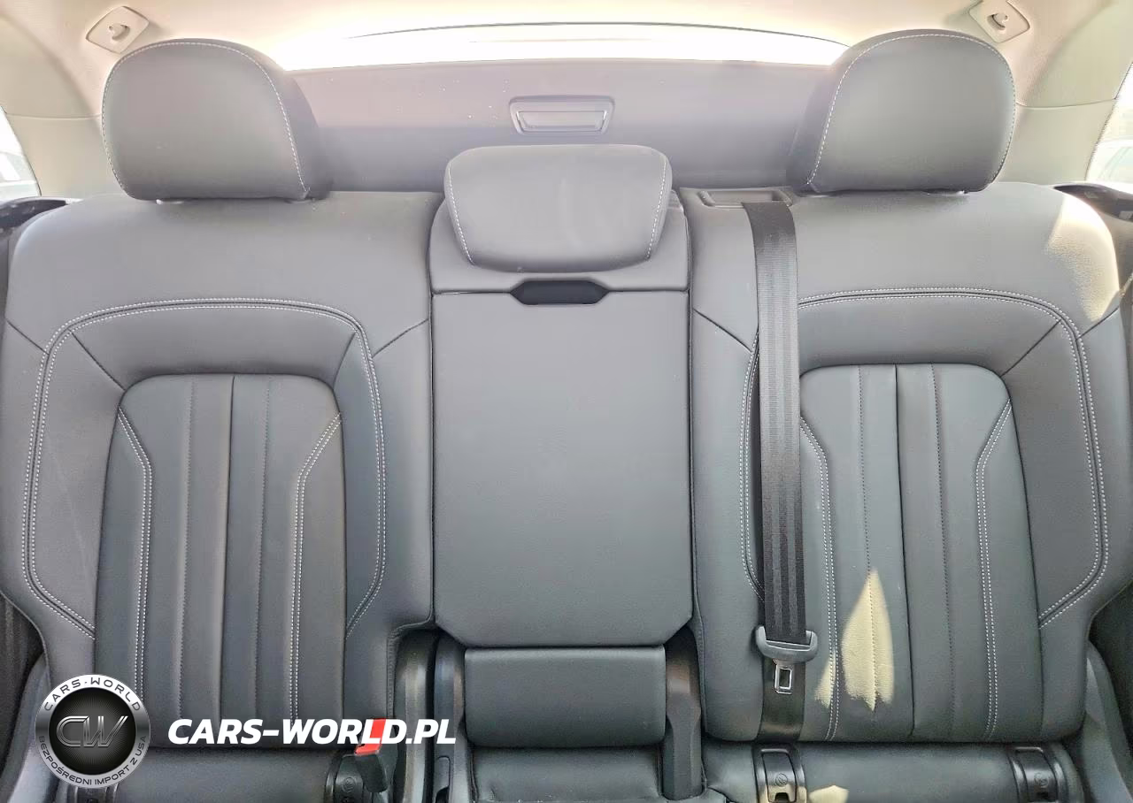 2023 Audi Q5 Premium Plus 45 VIN:WA1EAAFY4P2054917 - 10