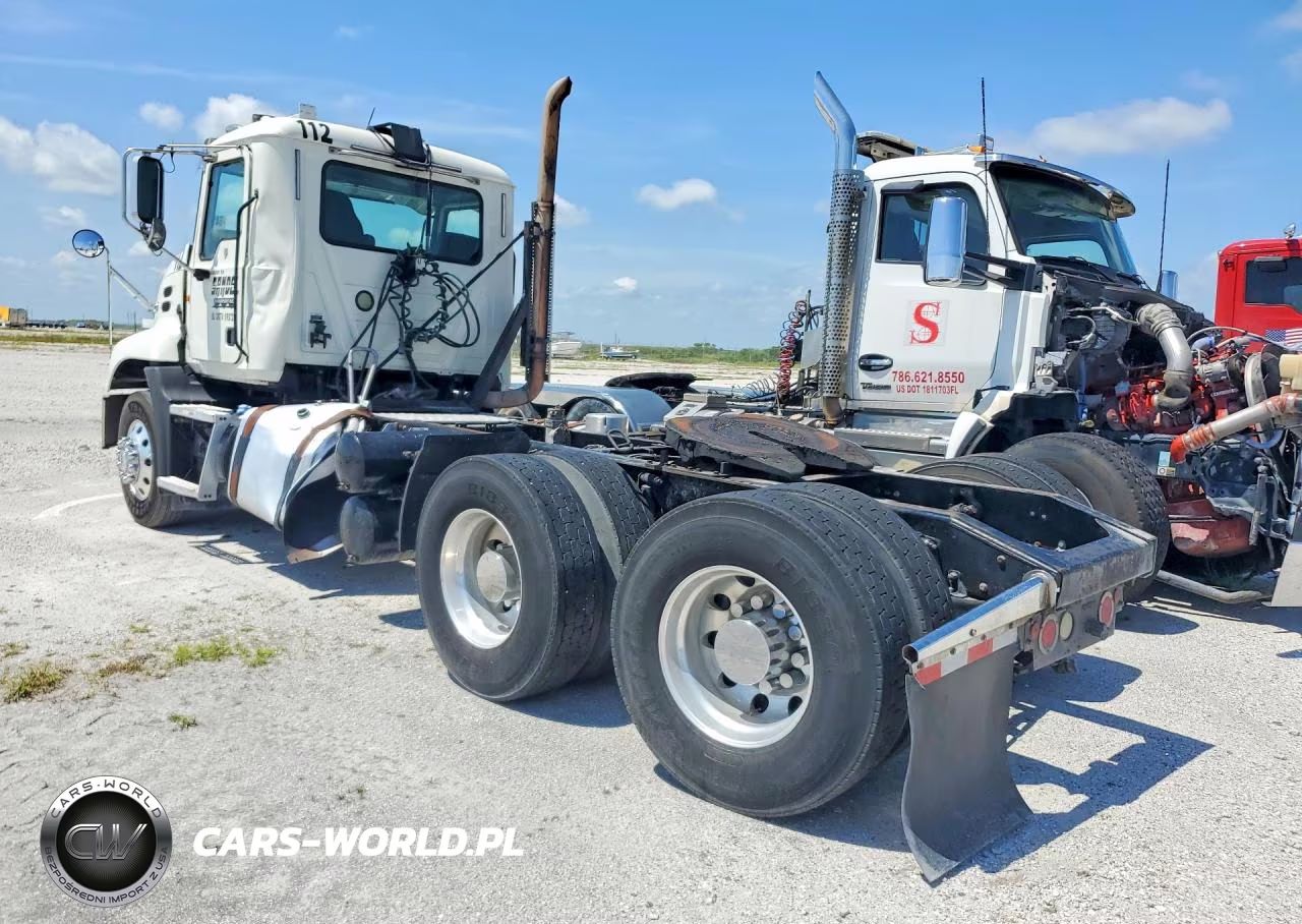2015 Mack 600 Cxu600 VIN:1M1AW02Y5FM046687 - 2