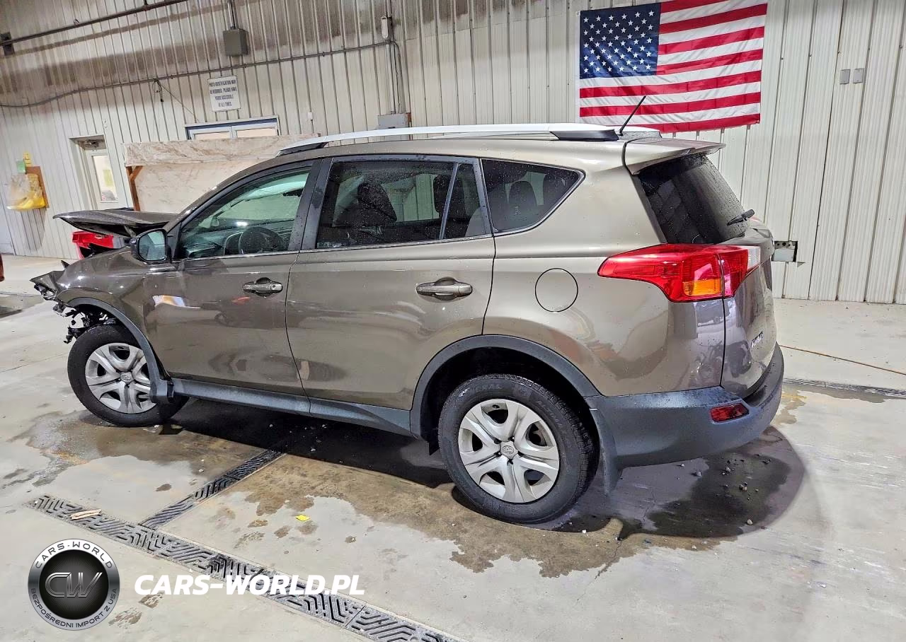 2015 Toyota Rav4 Le VIN:2T3BFREV0FW264338 - 2