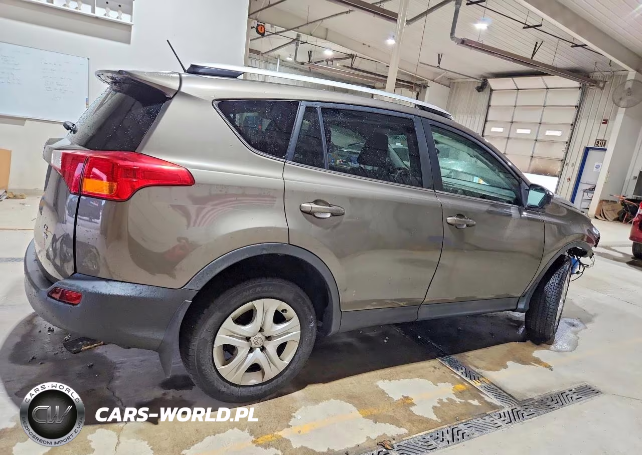 2015 Toyota Rav4 Le VIN:2T3BFREV0FW264338 - 3