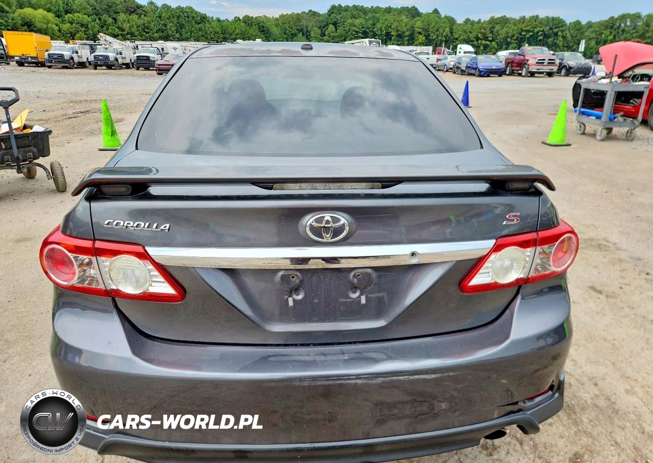 2011 Toyota Corolla S VIN:2T1BU4EE0BC606688 - 6