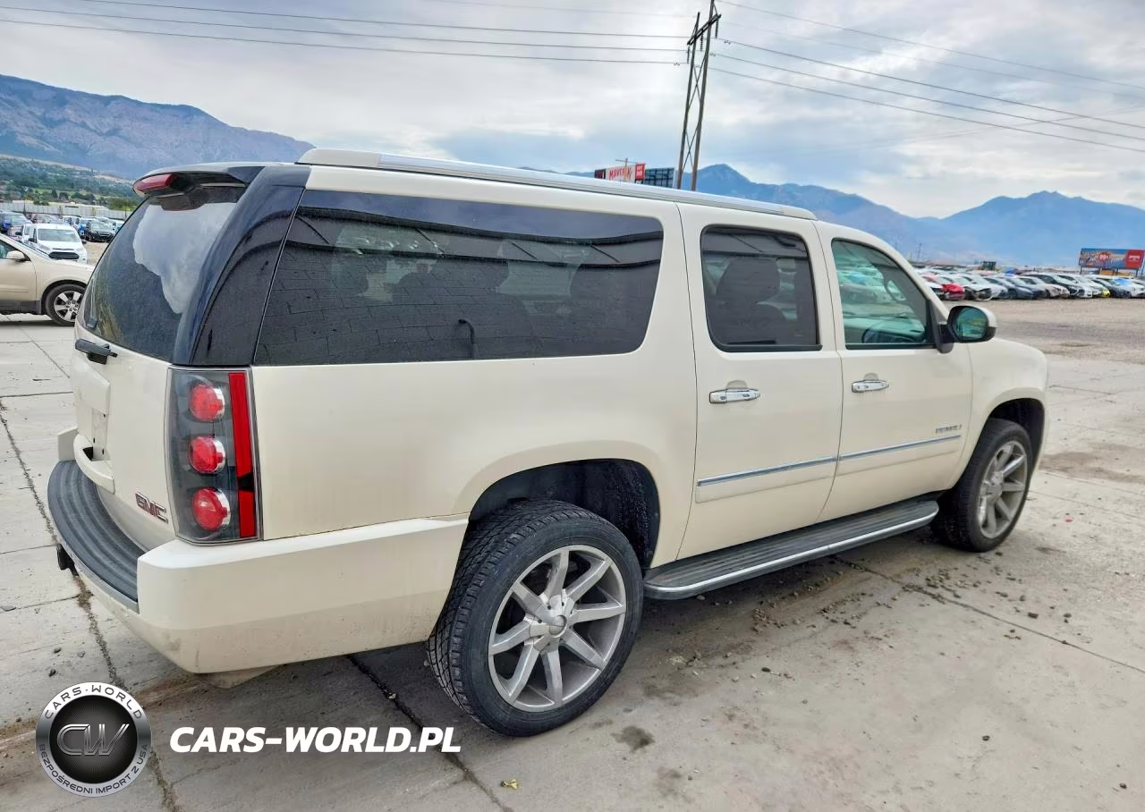 2010 GMC Yukon Xl Denali VIN:1GKUKMEF7AR147837 - 3