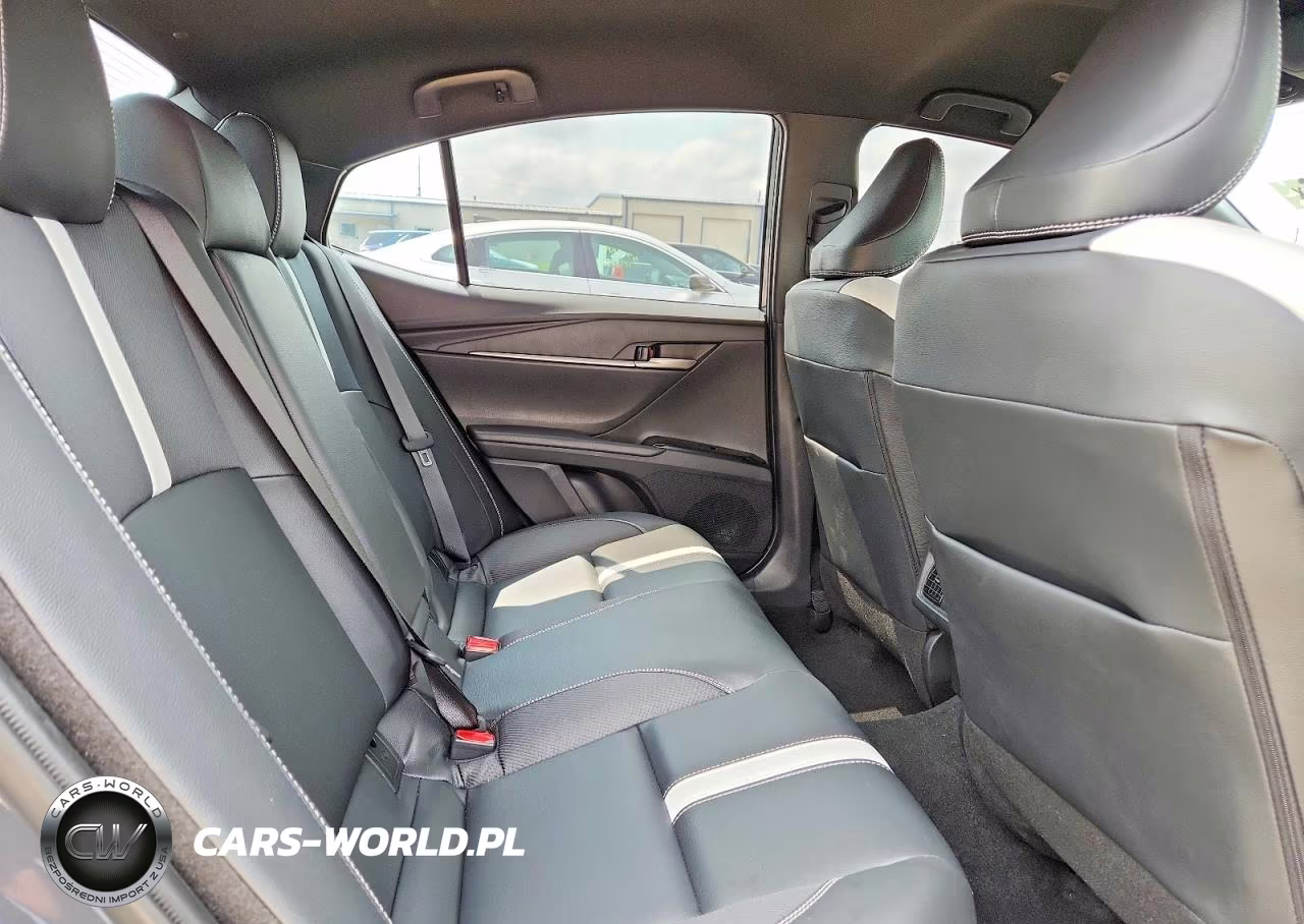 2026 Toyota Camry Se VIN:4T1DAACK6TU336701 - 10