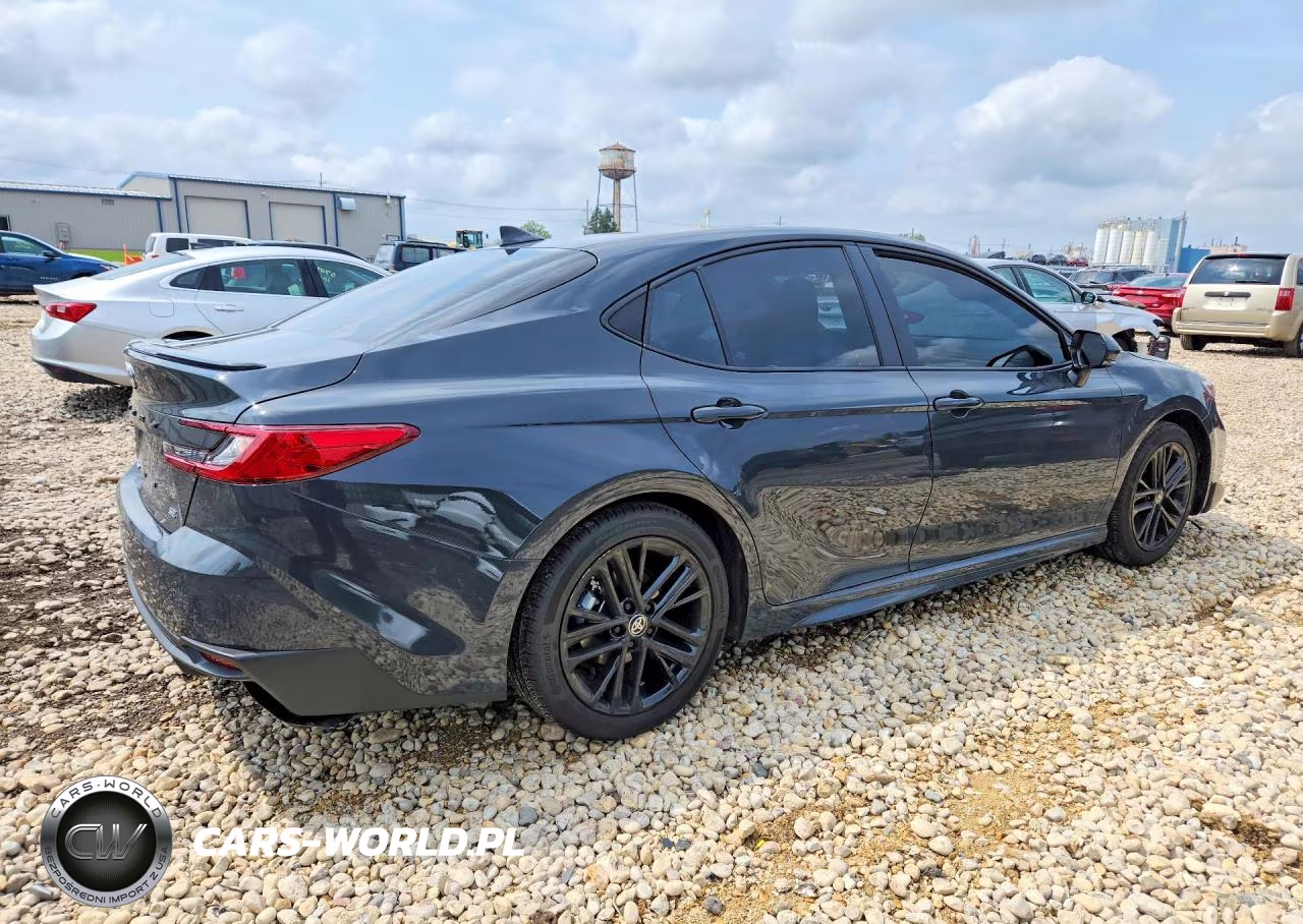 2026 Toyota Camry Se VIN:4T1DAACK6TU336701 - 3