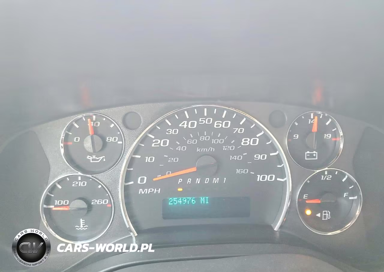2012 Chevrolet Express G2500 VIN:1GCWGFCG1C1117201 - 9