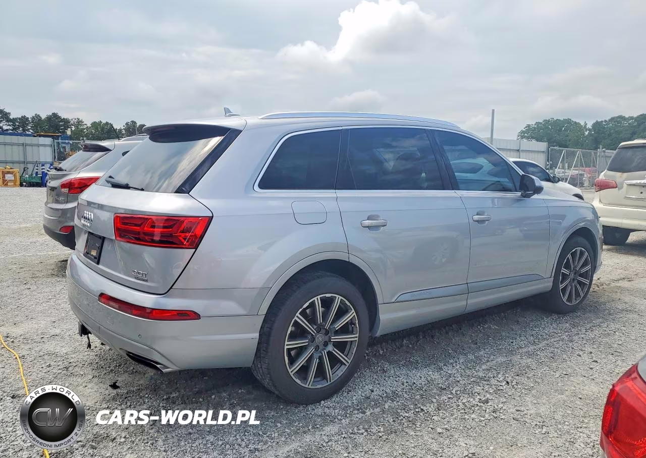 2017 Audi Q7 Premium Plus VIN:WA1LAAF7XHD005838 - 3