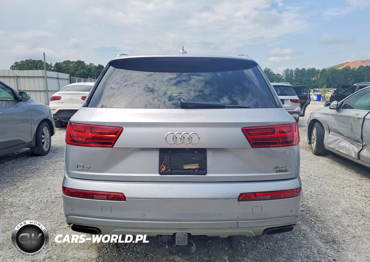 2017 Audi Q7 Premium Plus VIN:WA1LAAF7XHD005838 - 6
