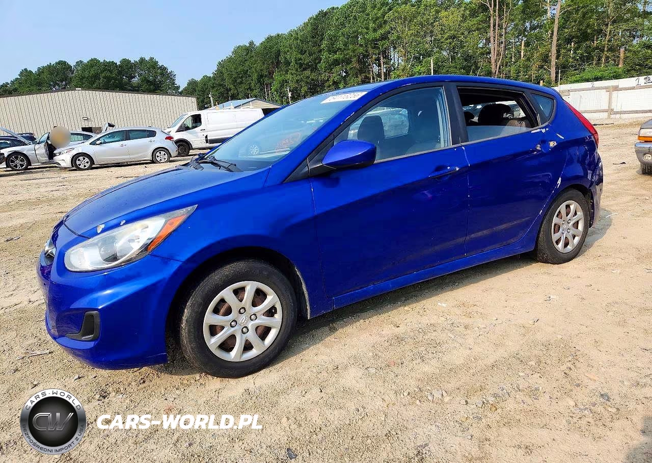 2012 Hyundai Accent Gs – zdjęcie 1 z 12
