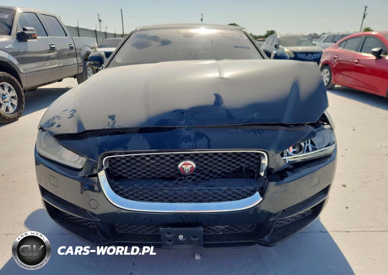 2018 Jaguar Xe Premium VIN:SAJAD4FX1JCP25242 - 5