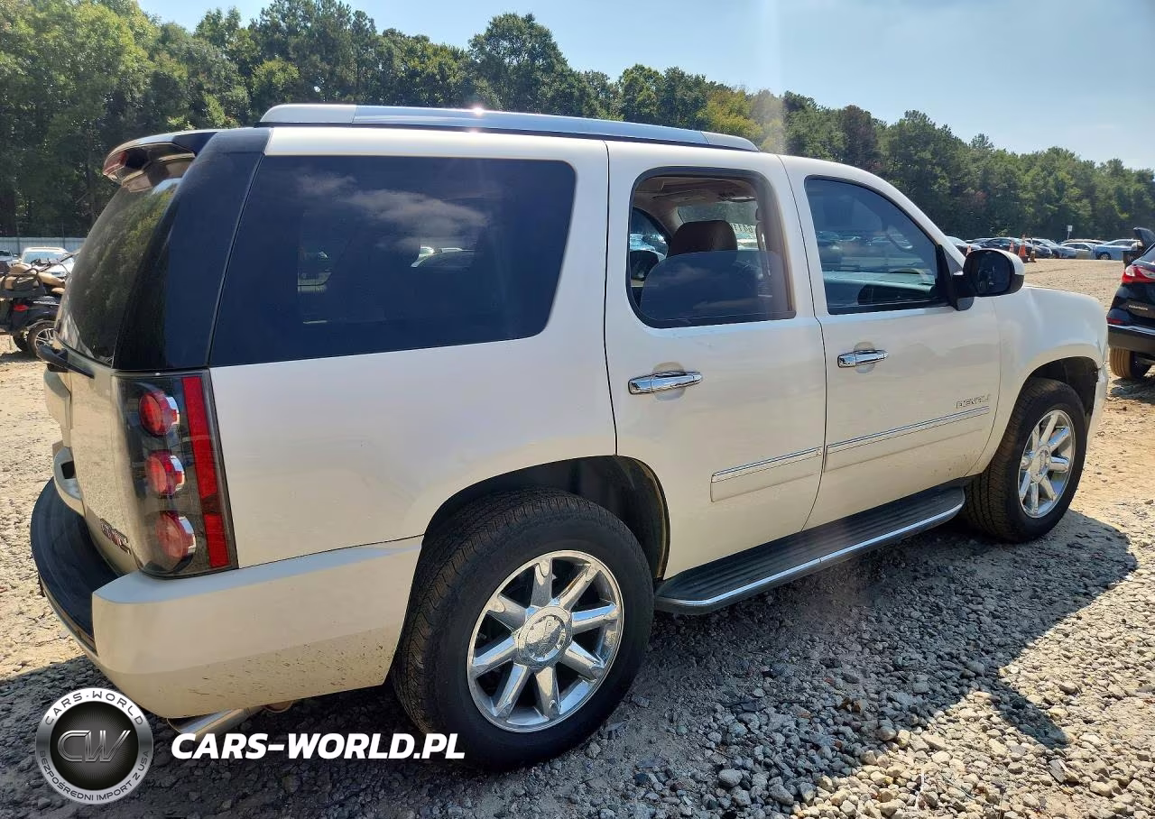 2013 GMC Yukon Denali VIN:1GKS1EEF2DR359369 - 3