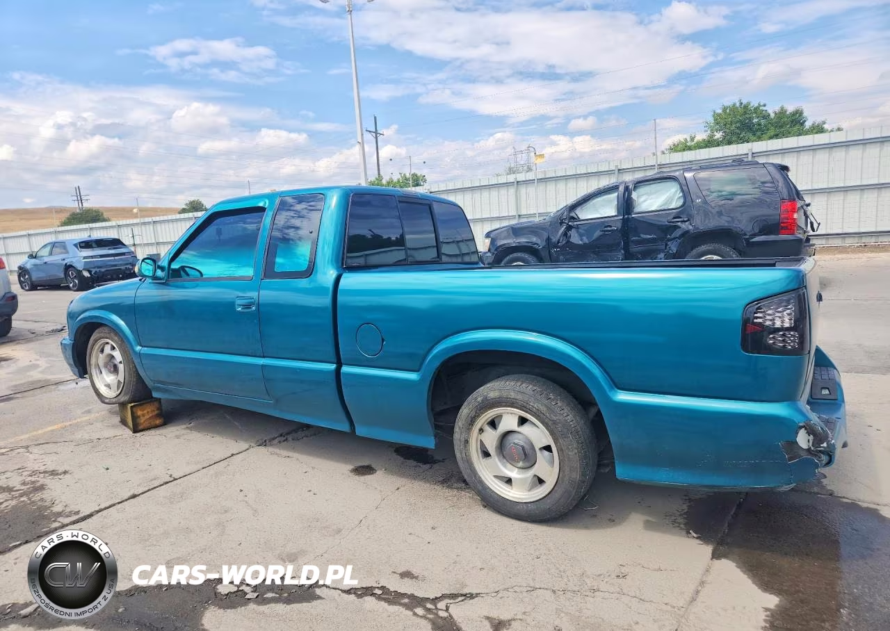 1994 Chevrolet S Truck S10 VIN:1GCCS19Z8R8141251 - 2