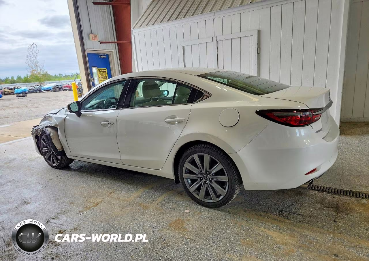 2018 Mazda 6 Touring VIN:JM1GL1VM9J1325829 - 2