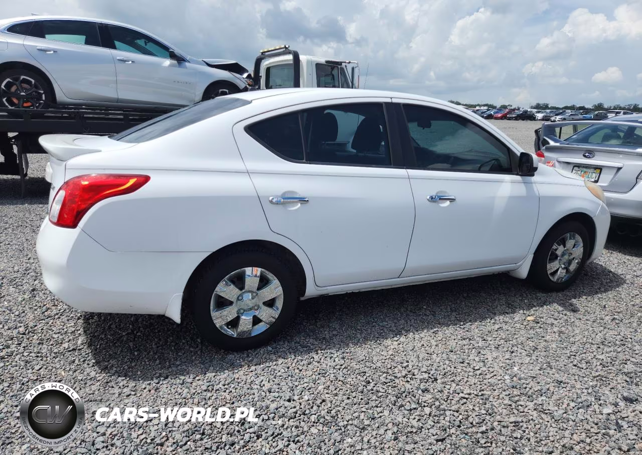 2013 Nissan Versa 1.6 S VIN:3N1CN7AP8DL853504 - 3