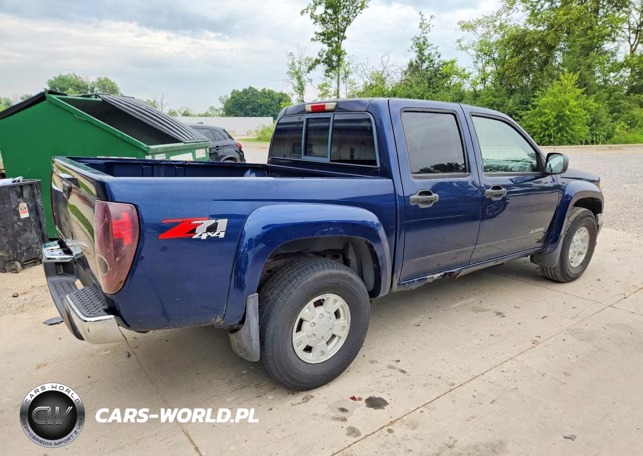 2004 Chevrolet Colorado VIN:1GCDT136148211505 - 3