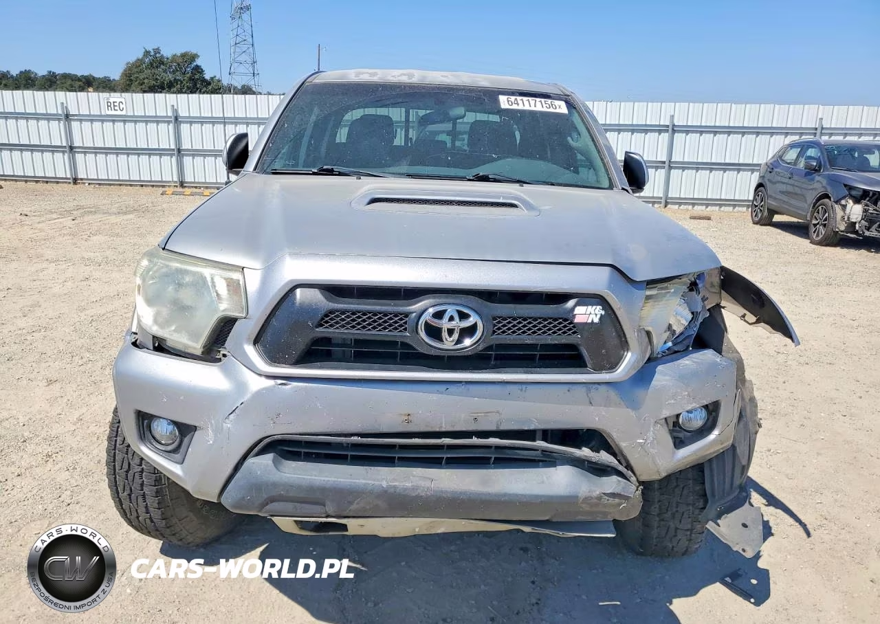 2015 Toyota Tacoma V6 VIN:3TMLU4EN4FM180831 - 5
