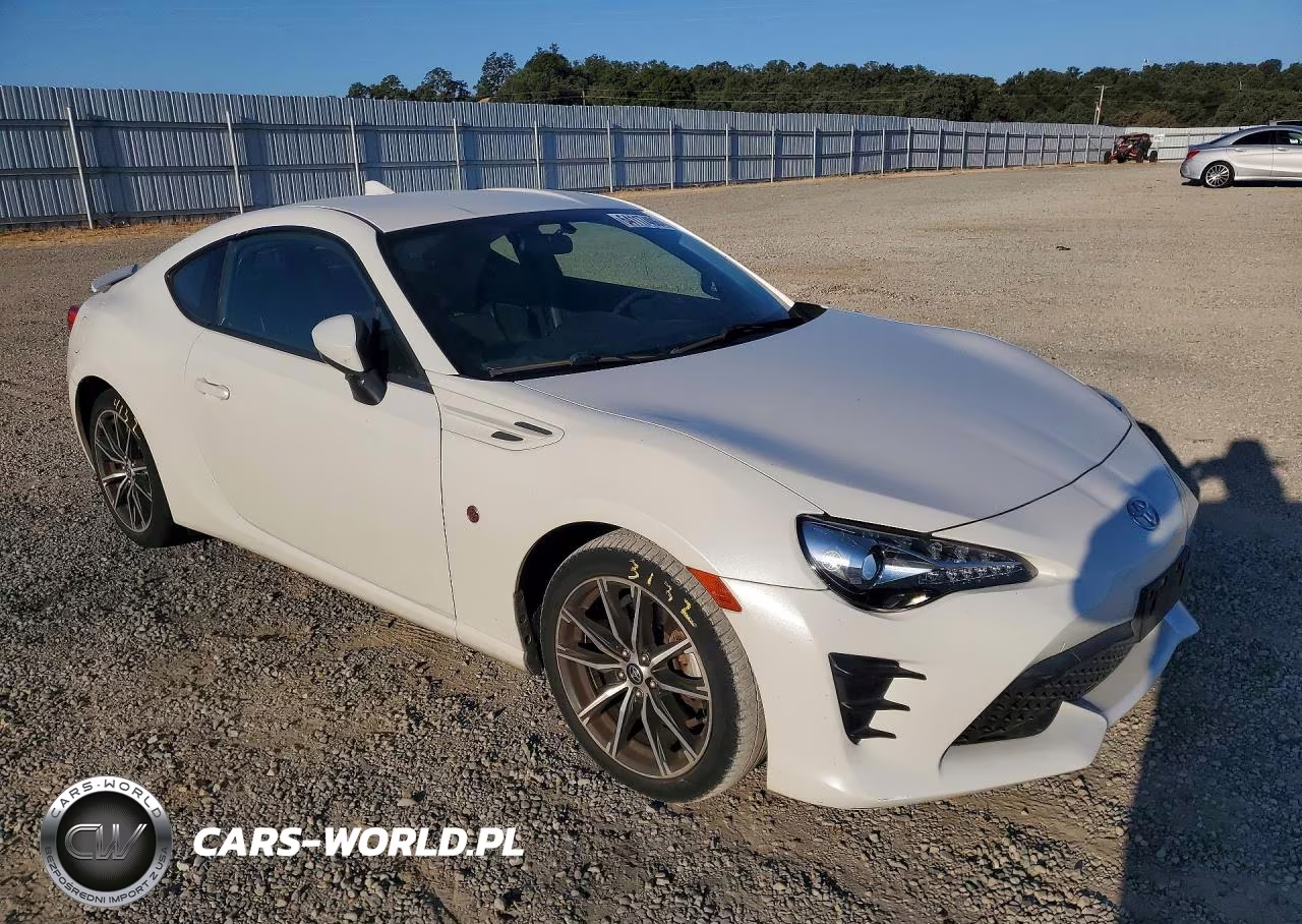 2017 Toyota 86 Base VIN:JF1ZNAA15H8709337 - 4
