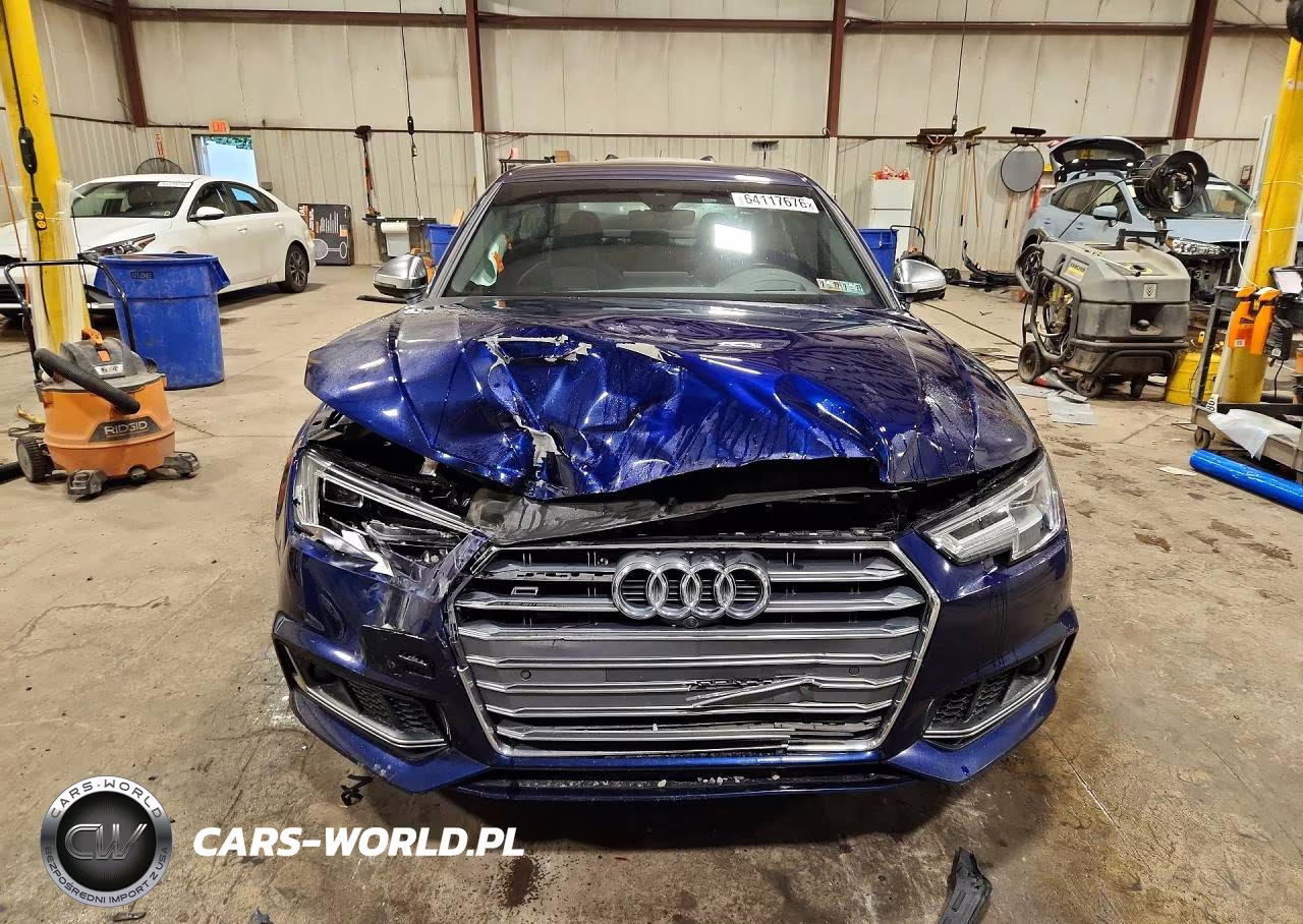 2018 Audi S4 Prestige VIN:WAUC4AF4XJA230140 - 5