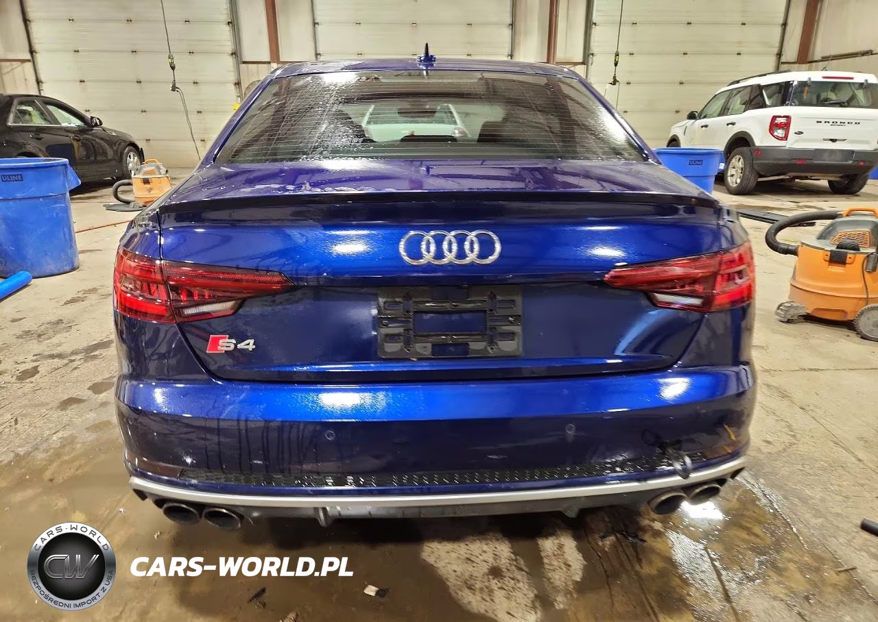 2018 Audi S4 Prestige VIN:WAUC4AF4XJA230140 - 6