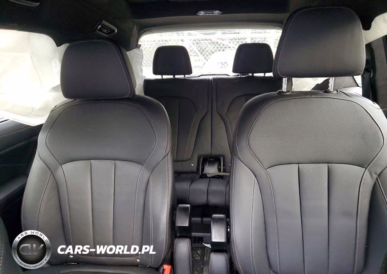 2022 BMW X7 xDrive40I VIN:5UXCW2C02N9K00379 - 10