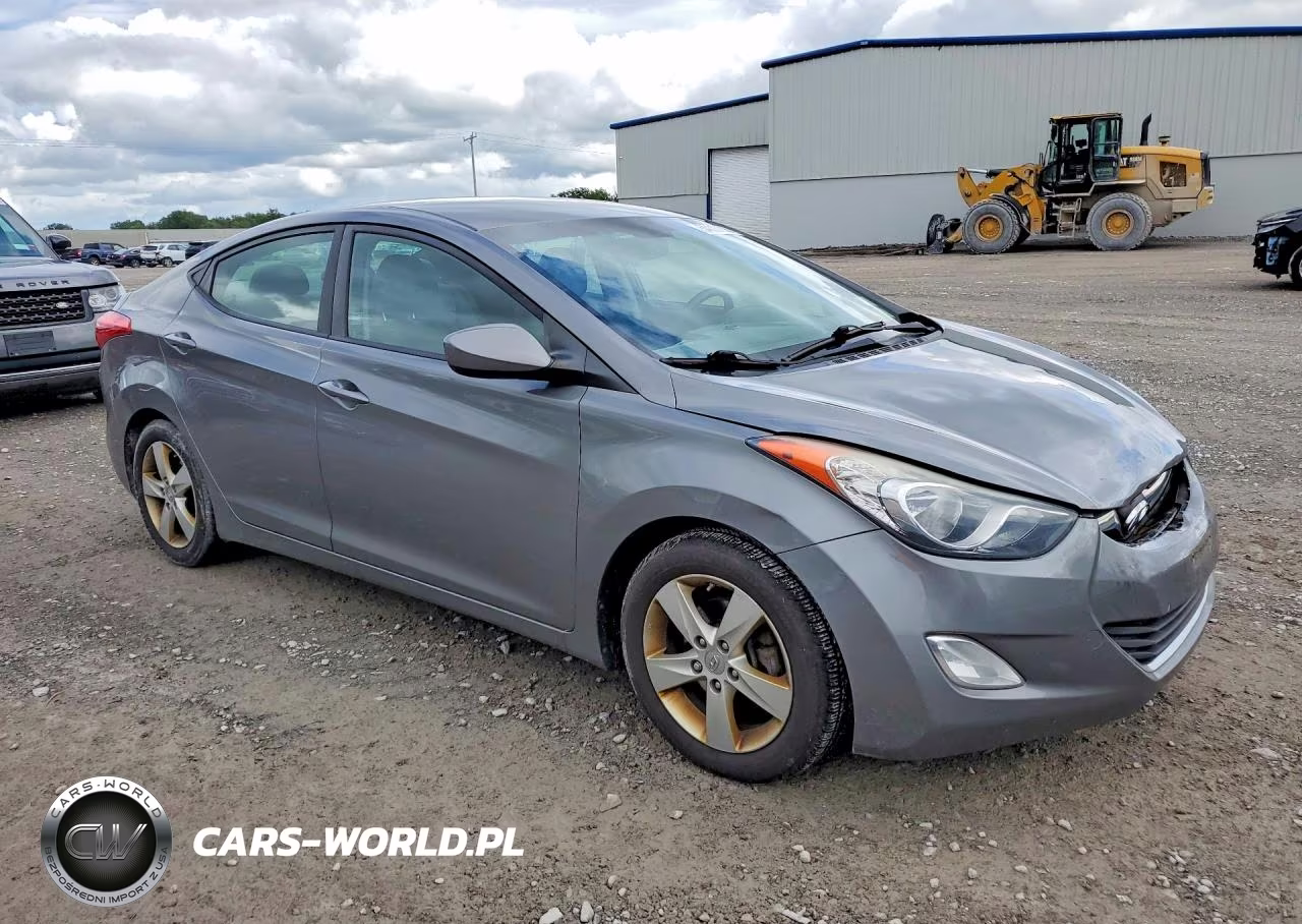 2013 Hyundai Elantra Gls VIN:5NPDH4AE8DH346270 - 4