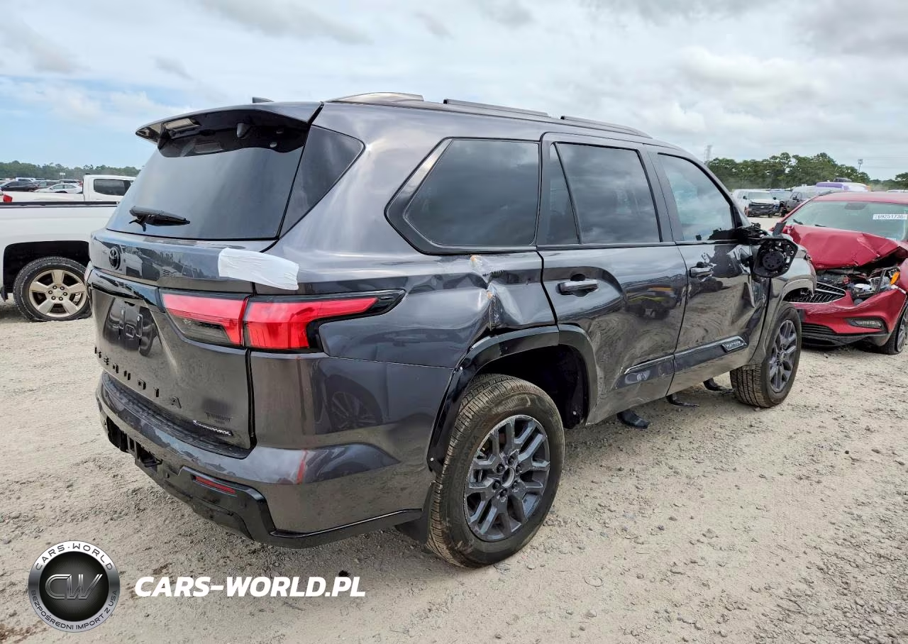 2026 Toyota Sequoia Platinum VIN:7SVAAABA7TX077138 - 3