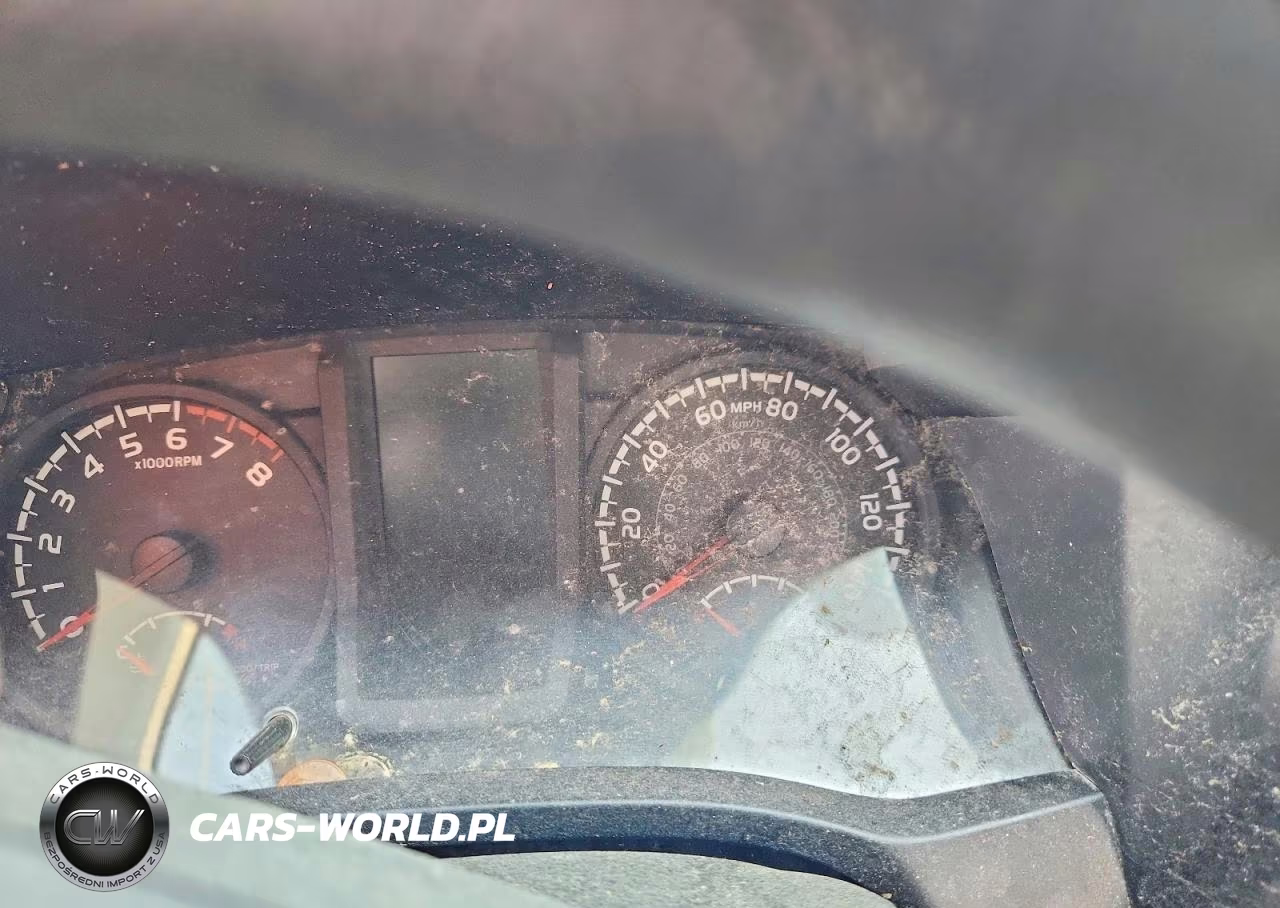 2019 Toyota Tacoma Sr V6 VIN:3TMCZ5AN8KM247308 - 9