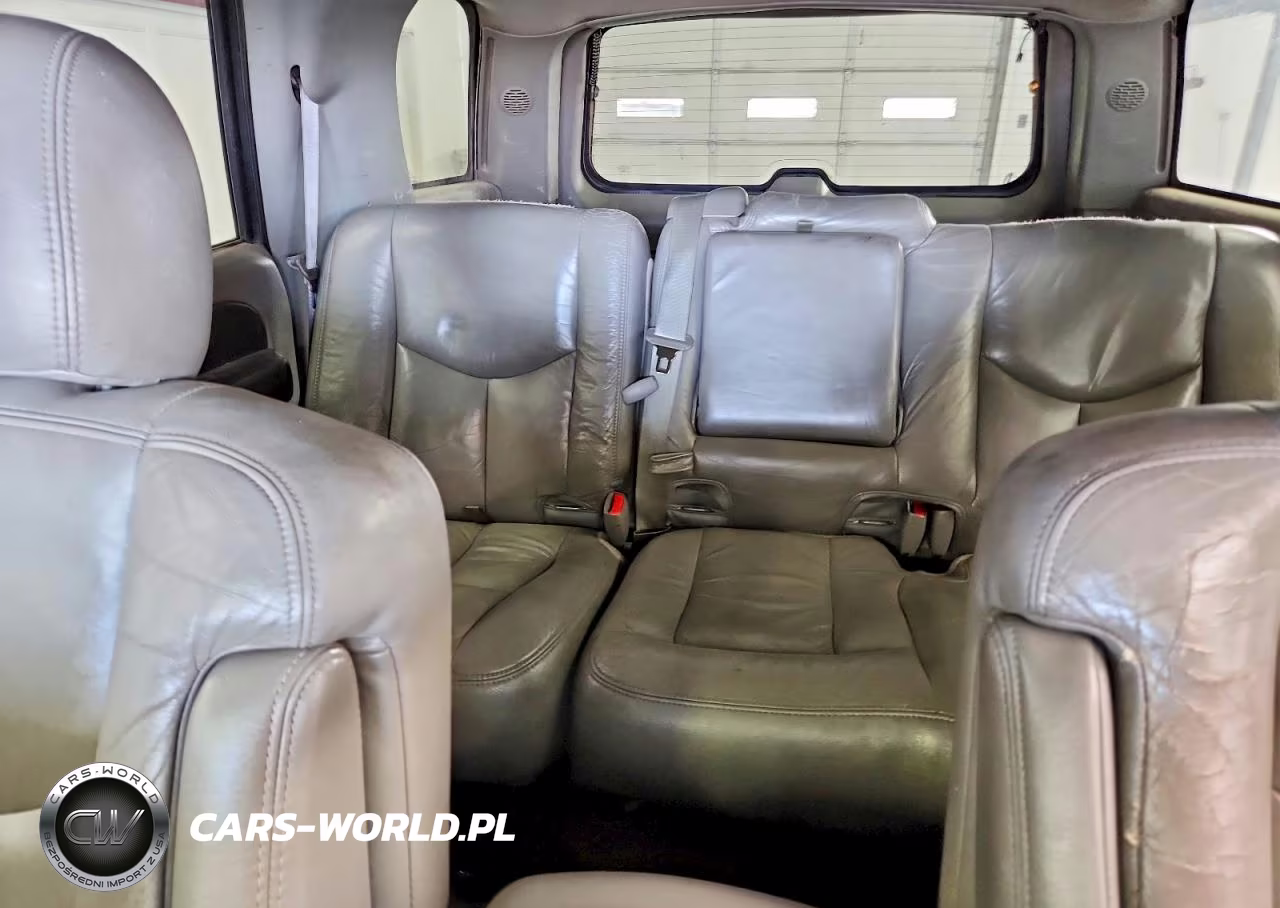 2003 Chevrolet Tahoe K1500 VIN:1GNEK13T13J317075 - 10