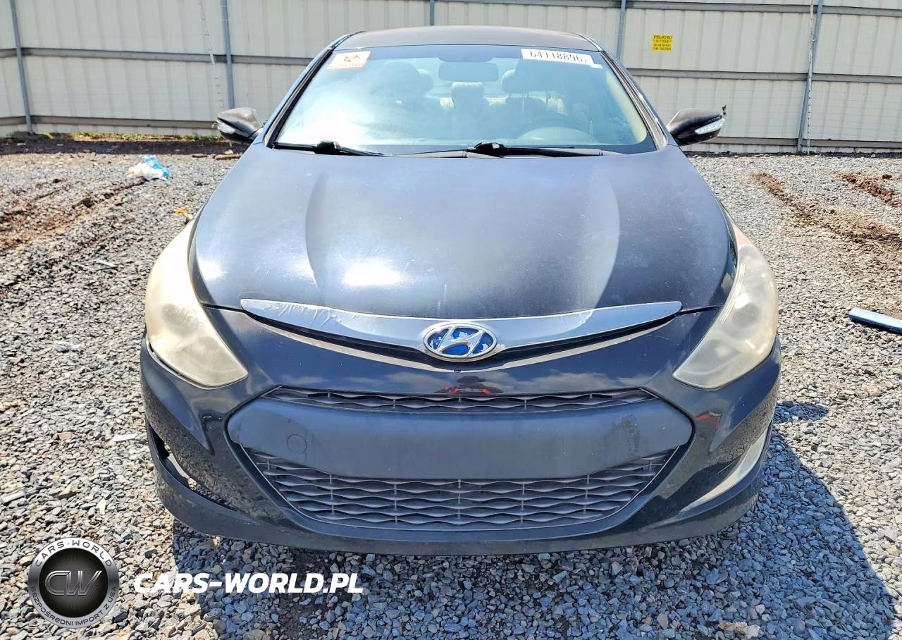 2013 Hyundai Sonata Hybrid VIN:KMHEC4A44DA084129 - 5