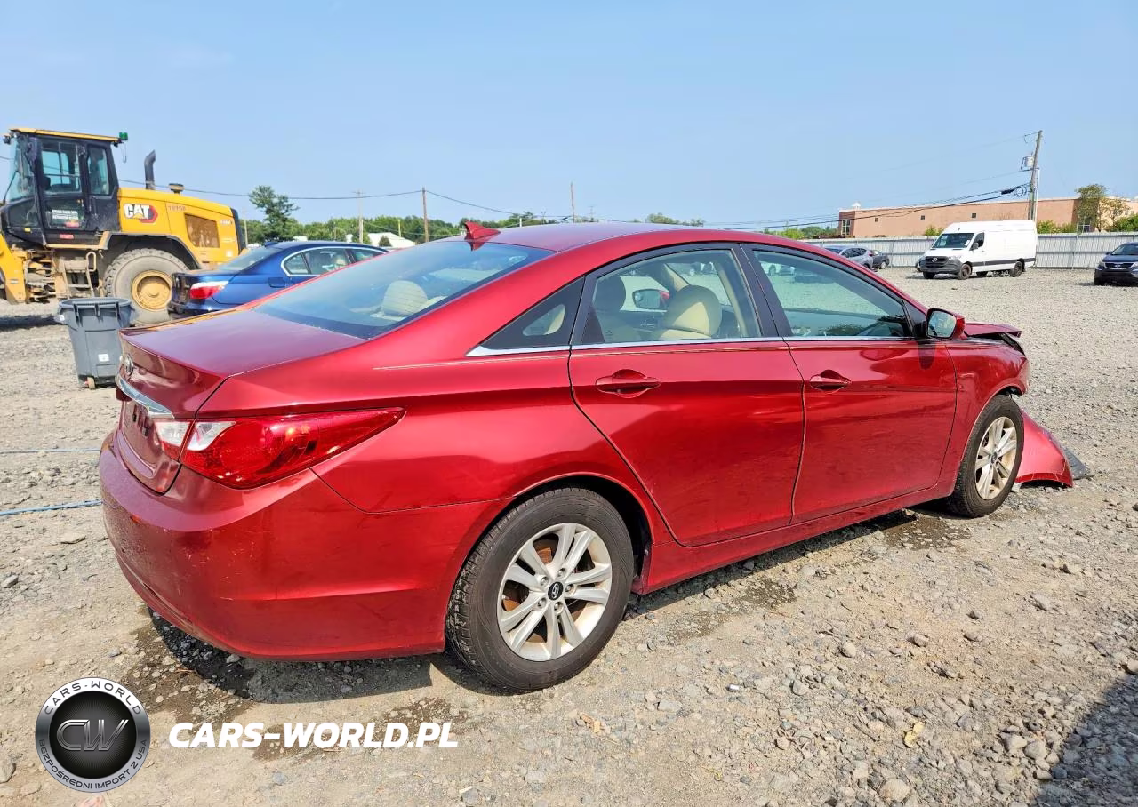 2013 Hyundai Sonata VIN:5NPEB4AC4DH532554 - 3