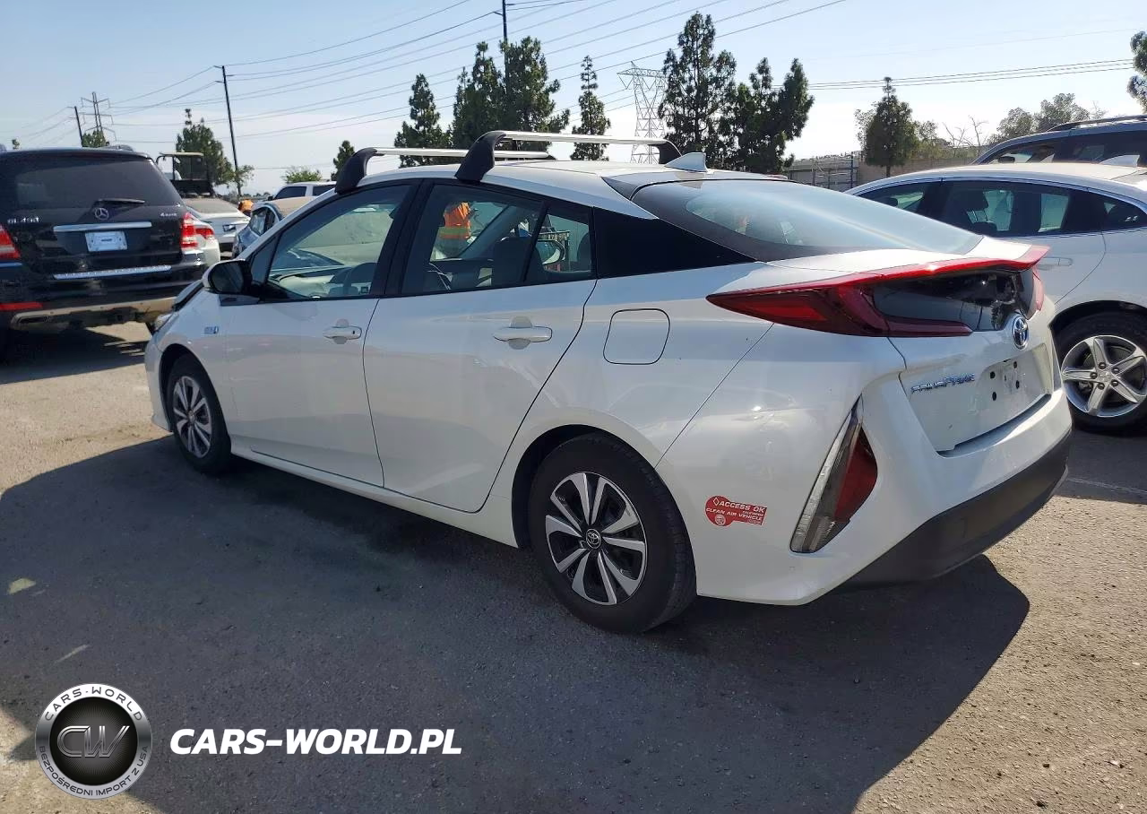2017 Toyota Prius Prime Premium VIN:JTDKARFP4H3008157 - 2
