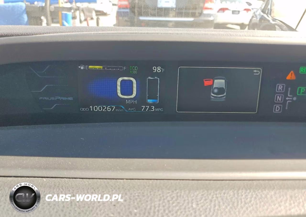 2017 Toyota Prius Prime Premium VIN:JTDKARFP4H3008157 - 9