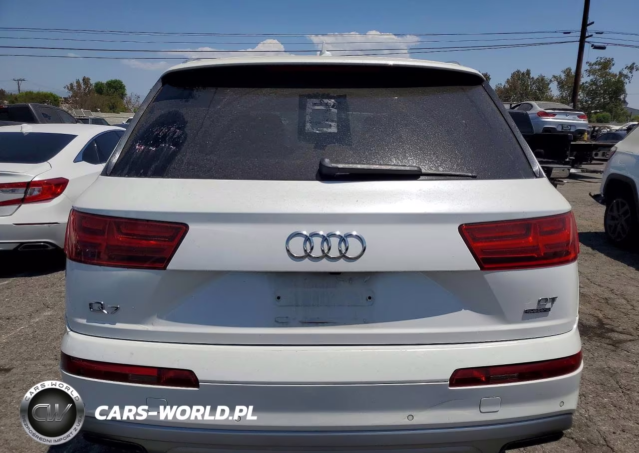 2017 Audi Q7 Prestige VIN:WA1VAAF79HD041867 - 6