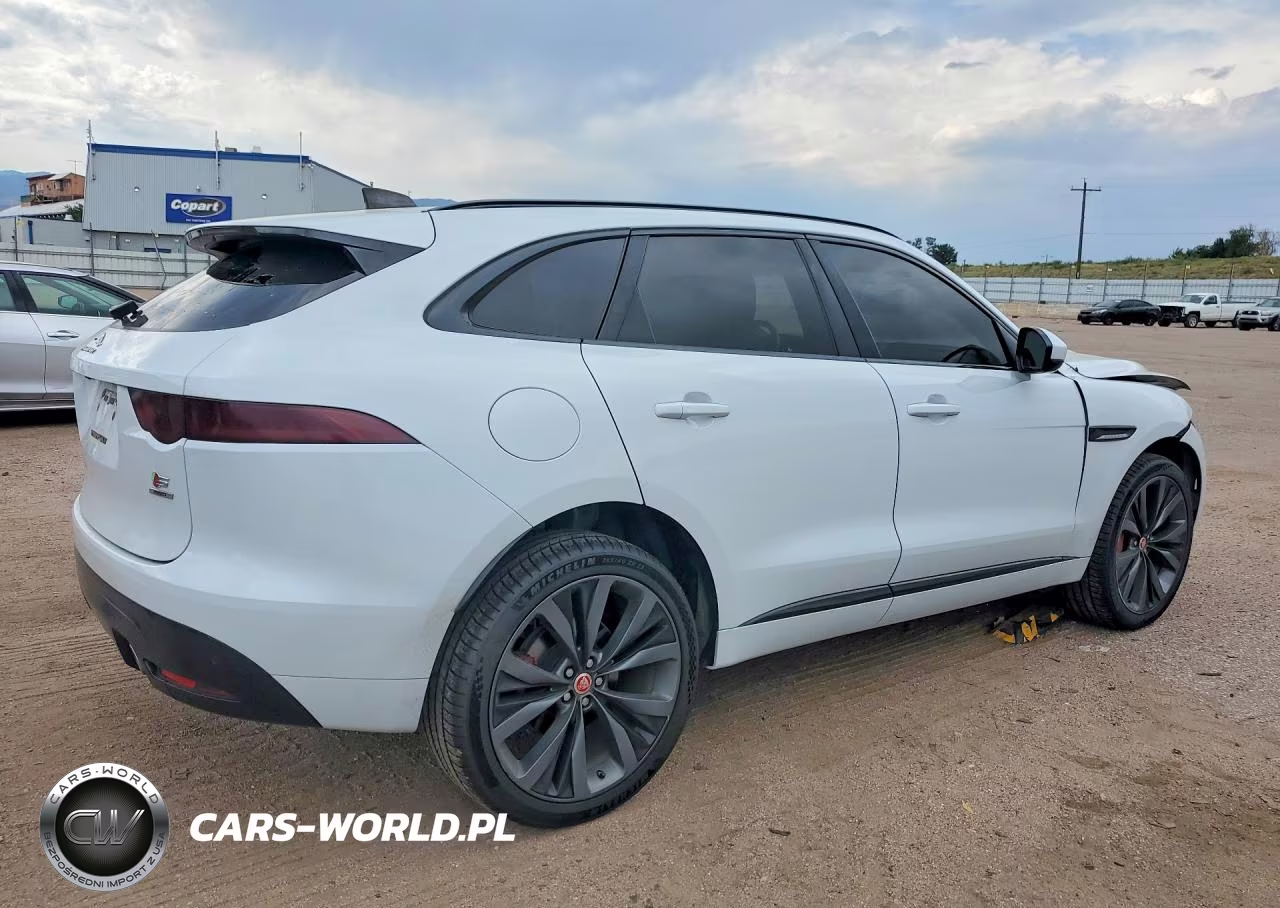 2020 Jaguar F-Pace S VIN:SADCM2FVXLA656600 - 3