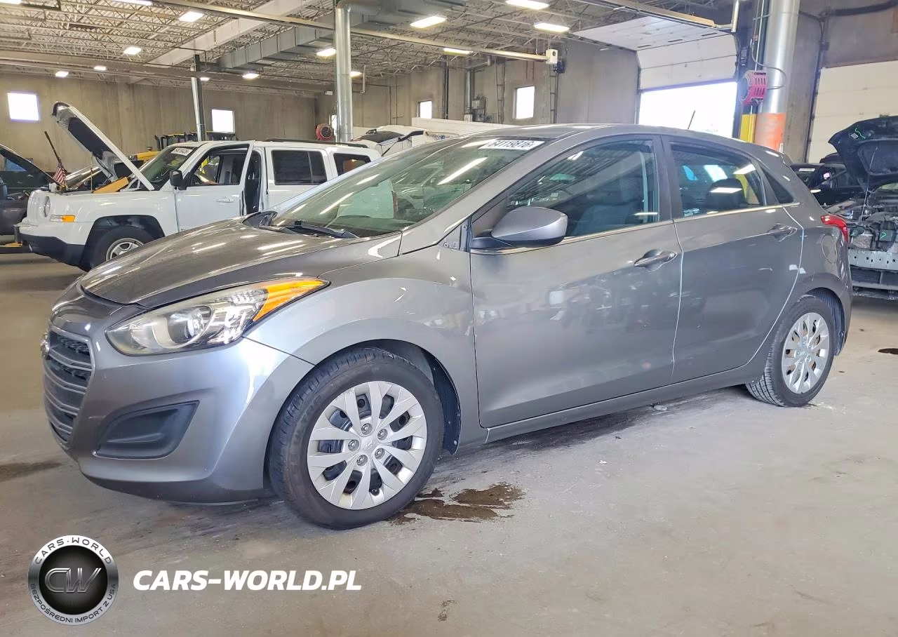2017 Hyundai Elantra Gt – zdjęcie 1 z 12