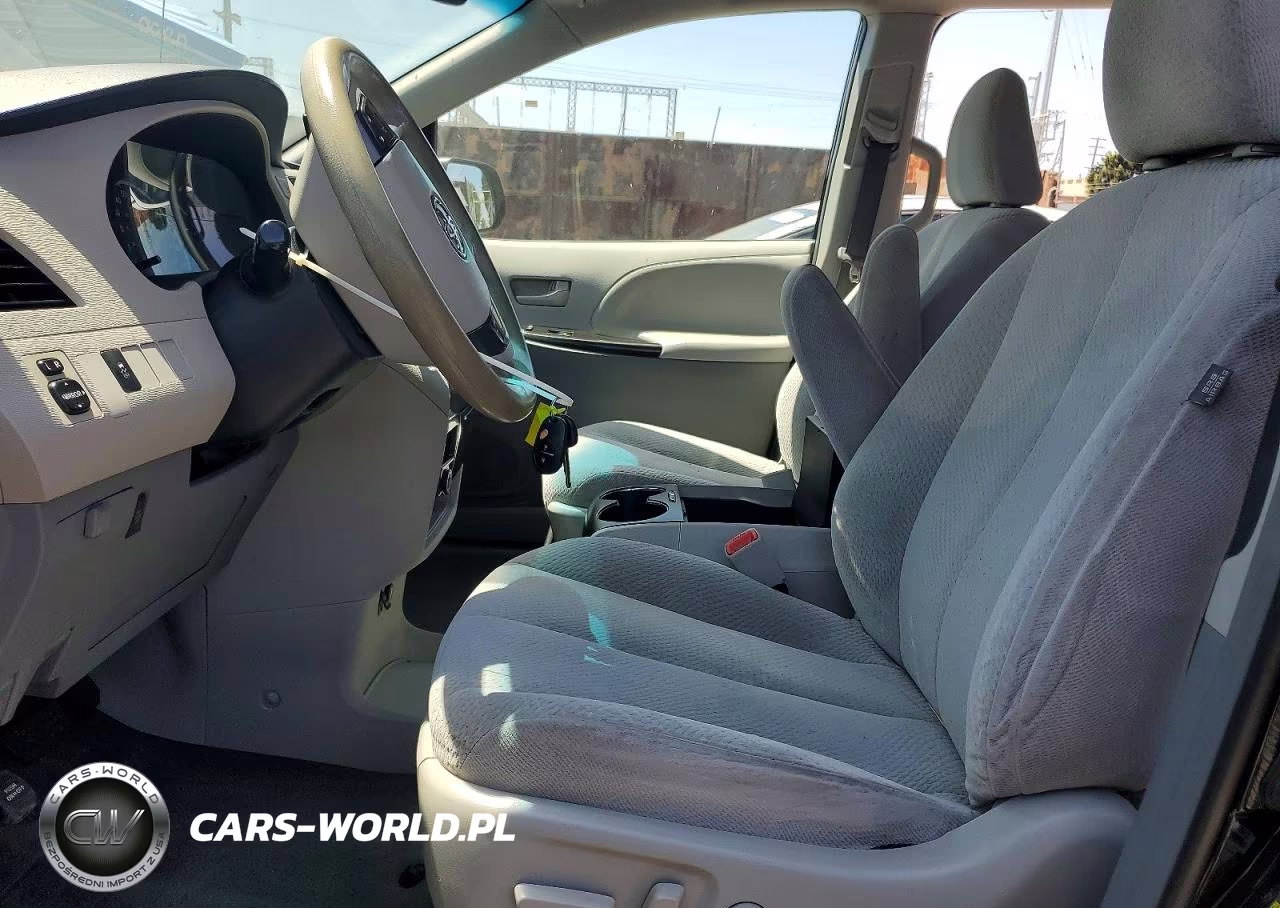 2014 Toyota Sienna Le VIN:5TDKK3DC9ES447973 - 7