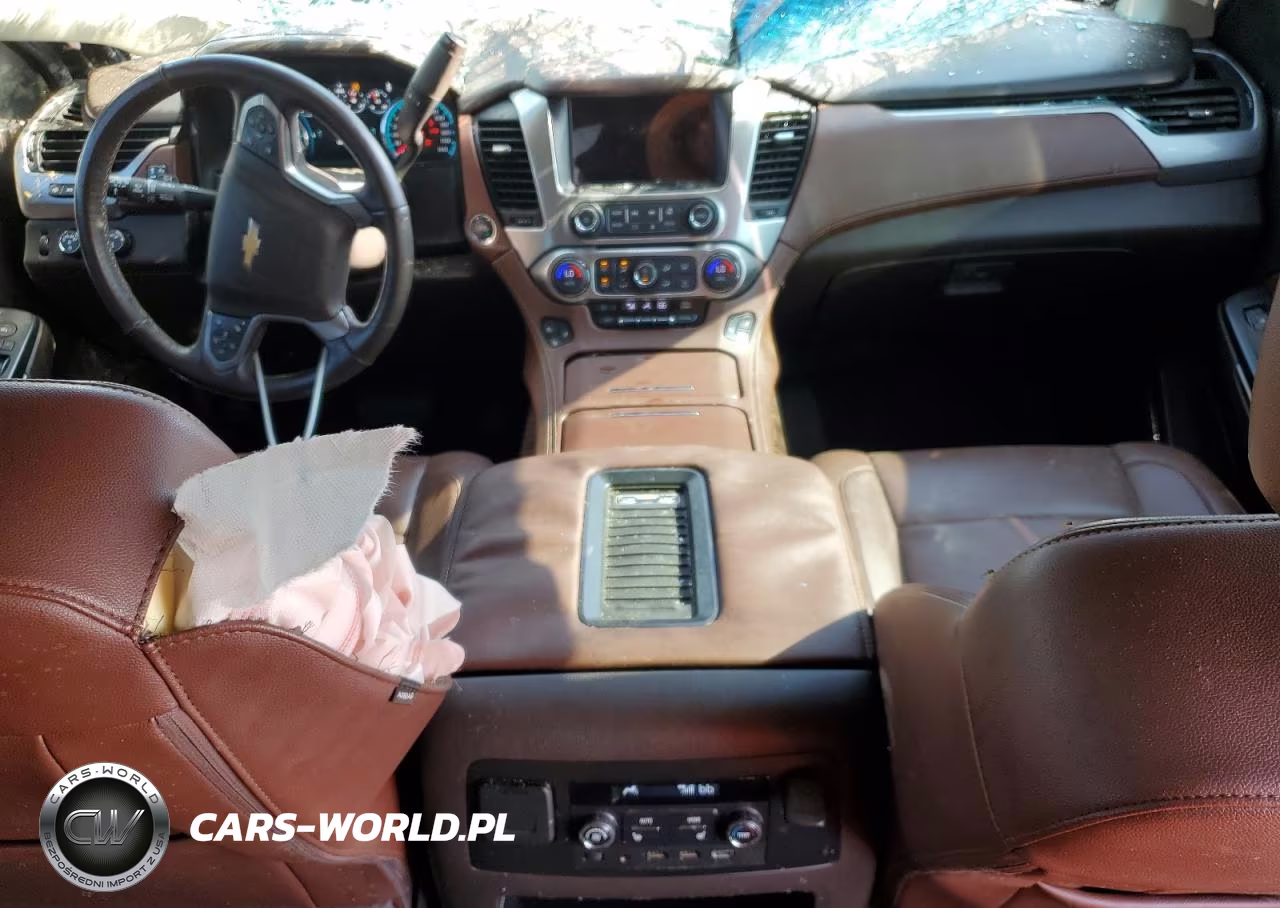 2017 Chevrolet Suburban K1500 Premier VIN:1GNSKJKC0HR117625 - 8